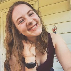 Meet your Posher, Celia